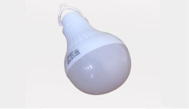 Изготовленные на заказ пластиковые прессформы инжекционного метода литья прессформы для пластиковой крышки лампы СИД